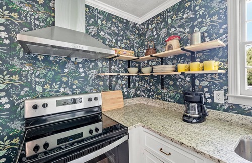 Travelers Rest House | The Rabbit Hole - cozy retreat in downtown Travelers Rest.