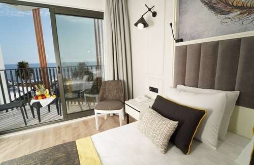 Side Resort | The Raga Side - Adults Only - All inclusive