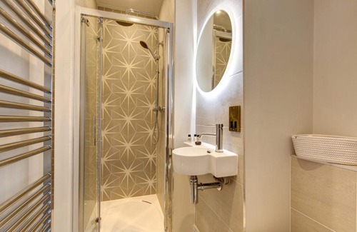 Burnham Market Hotel | The Railway Hotel by Barefoot Retreats