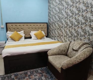 Varanasi House | The Rainbow Residency guest house
