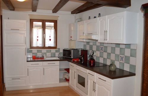 Ribeauville Apartment | The Ramparts of Ribeauvillé in the city center