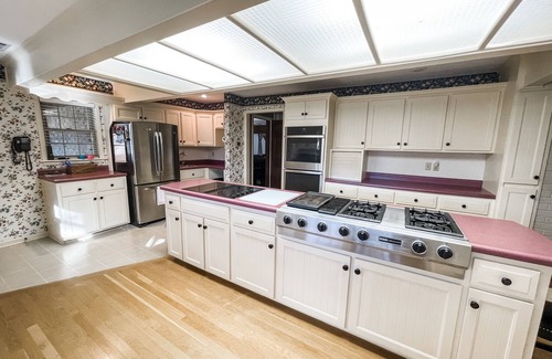 Flippin House | The Ranch House