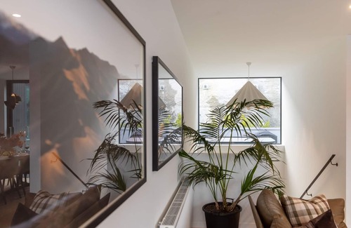 Queenstown Apartment | The Rata Penthouse - Panoramic Views