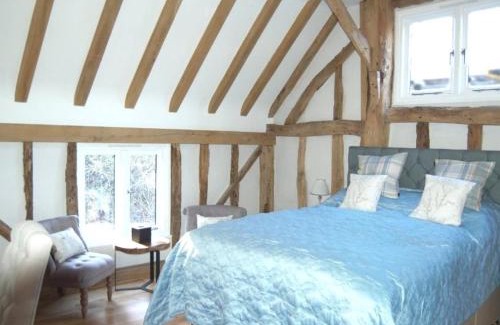 Chrishall Hotel | The Red Cow