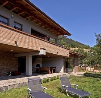 Smolyan Villa | The Reddoorshouse