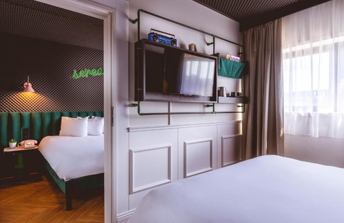 Quartier du Pont-de-Flandre Hotel | The ReMIX Hotel