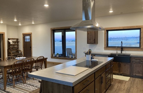 Cody House | The Rendezvous - Mountain views surrounded by fields