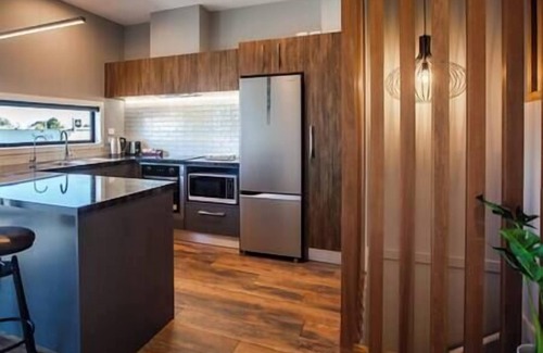 Fitzroy Apartment | The Residence Apartment Seven