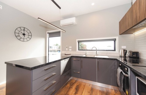 Fitzroy Apartment | The Residence Apartment Seven