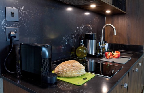 Guildford Apartment | The Residence at the Mandolay