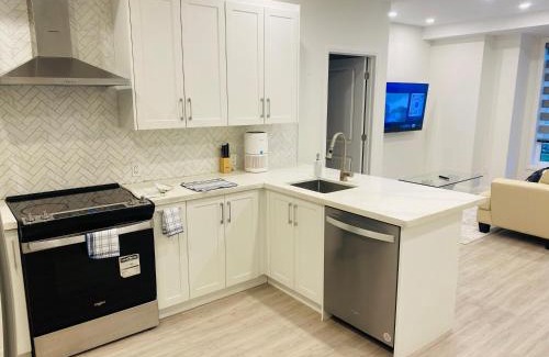Oakville House | The Residence, Your comfort is our culture