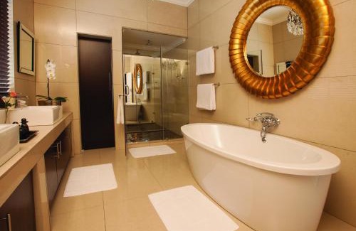 Houghton Estate House | The Residence