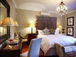 Houghton Estate House | The Residence