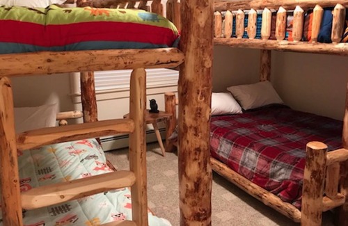 Twin Mountain Condo | The Retreat at Moose Lane by Bretton Woods Vacations