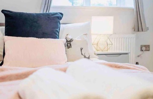 New Forest District Ski Chalet | The Retreat