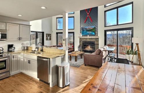 Great Valley Ski Chalet | The Ridge Chalet in Ellicottville Hot Tub & Sauna