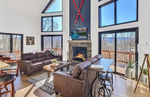 Great Valley Ski Chalet | The Ridge Chalet in Ellicottville Hot Tub & Sauna