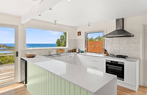 Fairhaven House | THE RIDGE - fantastic views in Fairhaven with space for the whole family!