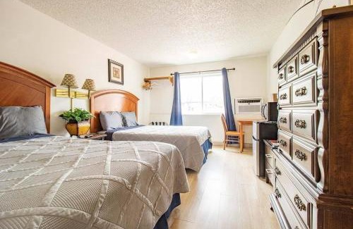 Manitou Springs Hotel | The Ridge Hotel - Manitou Springs