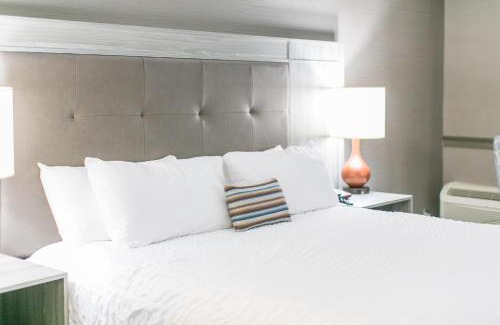 Hiawassee Hotel | The Ridges Resort on Lake Chatuge