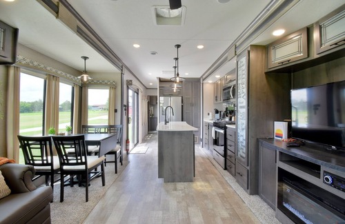 Decatur RV Rental | The Ridgeview Retreat