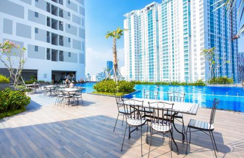 Bach Dang Riverside Apartment | The River Gate