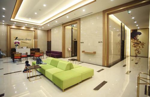 Bach Dang Riverside Apartment | The River Gate