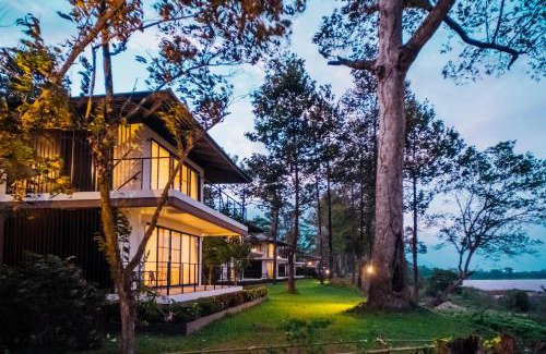 Champasak Resort | The River Resort
