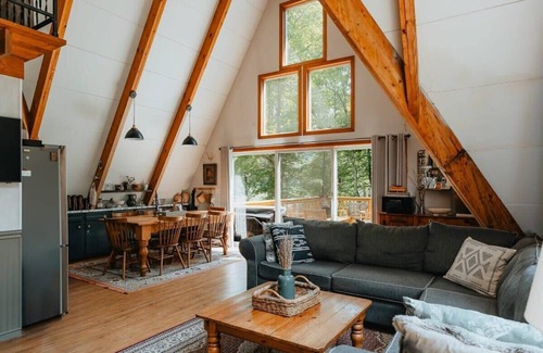 Equinunk Cabin | The Riverside Cabin - Rustic & Private Retreat