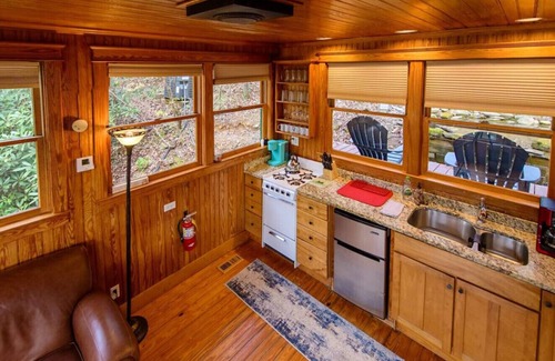 Blue Ridge Cabin | The Riverside Cabin!