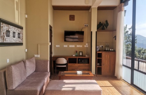 Rattota Hotel | The Riverston Grand