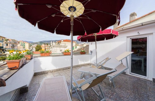 Rezza Apartment | The Riviera Attico