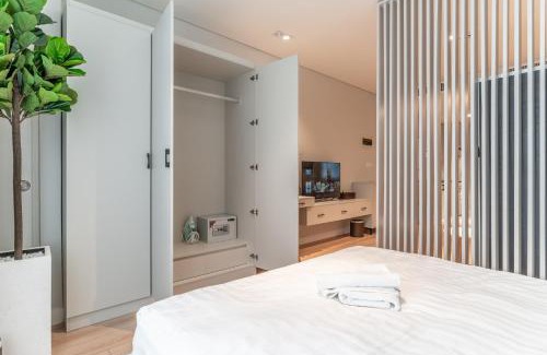 Ben Nghe Apartment | The Rixx Lancaster Apartment