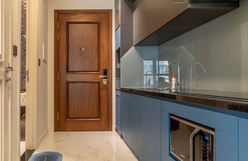 Little Japan Apartment | The Rixx Boutique - D1- Netflix Smart TV 65in - Infimity pool- gym
