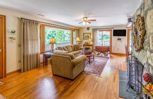 Waynesville House | The Rock House at Big Bear Estates