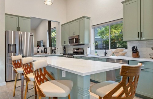 Flagstaff House | The Rock Trail House Modern+Renovated+EV charger near Grand Canyon