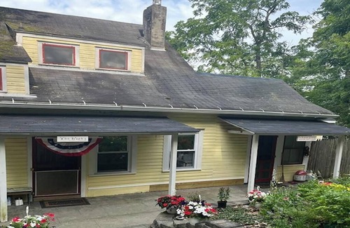 Burdett House | The Rocks - A Victorian Cottage on Seneca Lake