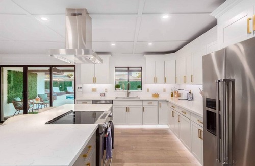 Scottsdale Country Acres House | The Rody - Mins to Old Town with Heated Pool, Games, Fast Wifi and More.