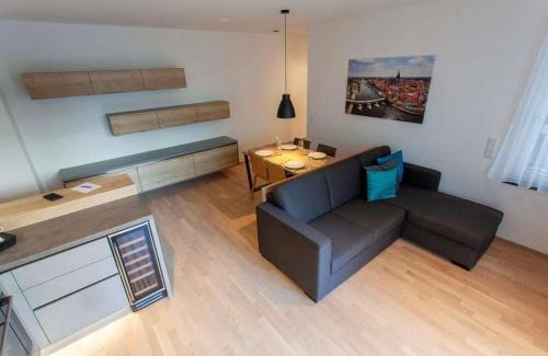 Regensburg Apartment | The Room