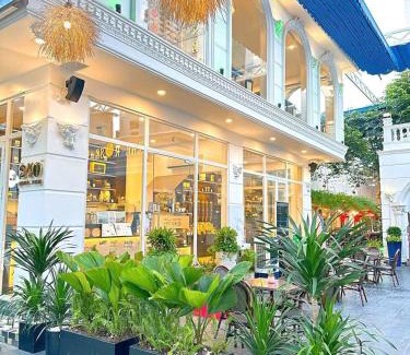 Tra Vinh Hotel | The Rose Hotel Trà Vinh