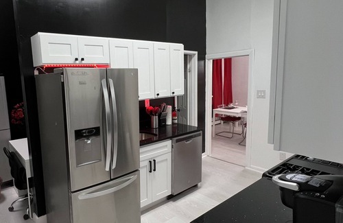 Kingston Apartment | 🌹The Rose Stay🌹