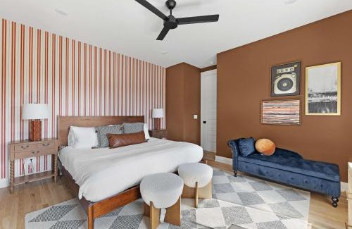 Hurwood Heights House | The Rosedale - Rooftop by Geodis Park