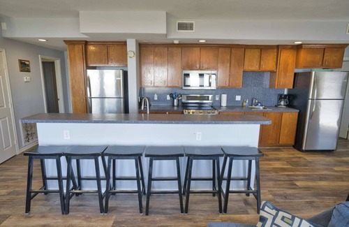 Cedar Lane House | THE ROUND HOUSE AT SARGENT BEACH AMAZING 360 DEGREE VIEWS