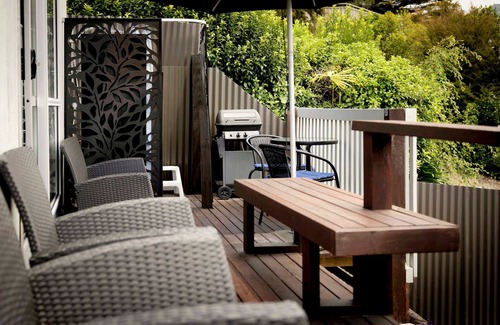 Kaiteriteri Cabin | The Rowling Road Studio