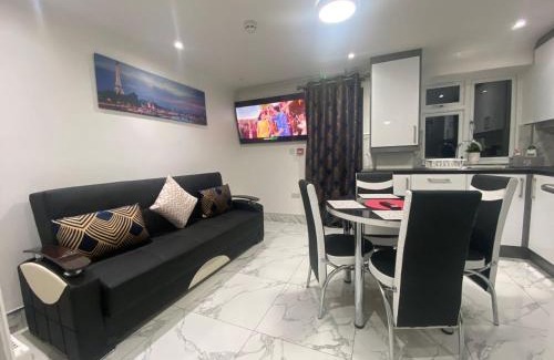 Townfield Apartment | THE ROYAL BOUTIQUE OXFORD LODGE by LONDON SLEEP 6