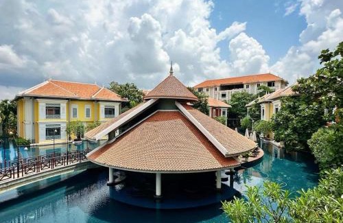Siem Reap Hotel | The Royal Family Suites by Memoire Palace Resort & Spa