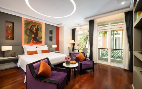 Siem Reap Hotel | The Royal Family Suites by Memoire Palace Resort & Spa