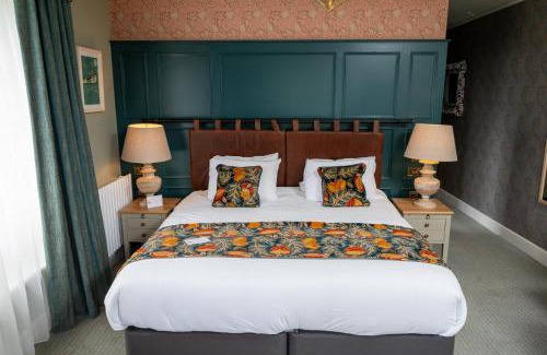 Portishead Hotel | The Royal Inn by Chef & Brewer Collection
