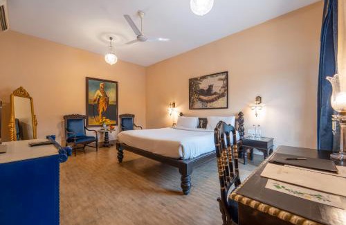 Udaipur Hotel | The Royal Retreat Resort & Spa