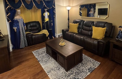 Kingston Apartment | 👑 The Royal Stay 👑